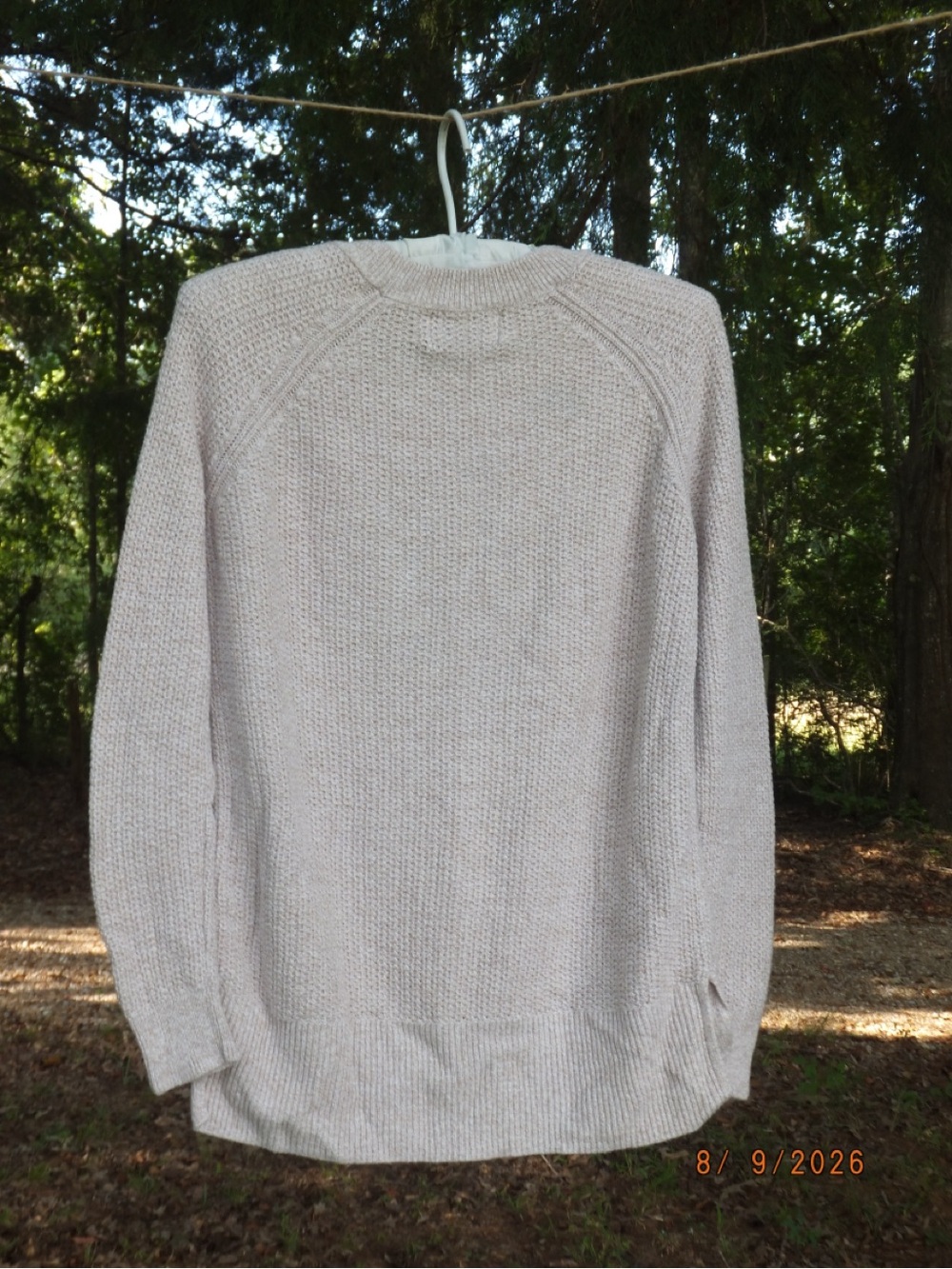 Old Navy Women's Light Cream Crewneck Sweater - Picture 3 of 3